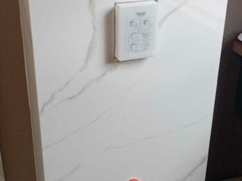 OK Laminam Calacatta Michelangelo poli - bloc WC