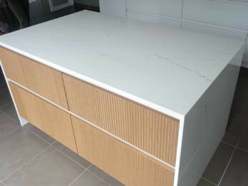 OK Plan ilot et jambage Silestone Ethereal Glow poli